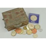 A SMALL BOX OF COINS AND COMMEMORATIVES, with a small amount of silver coins