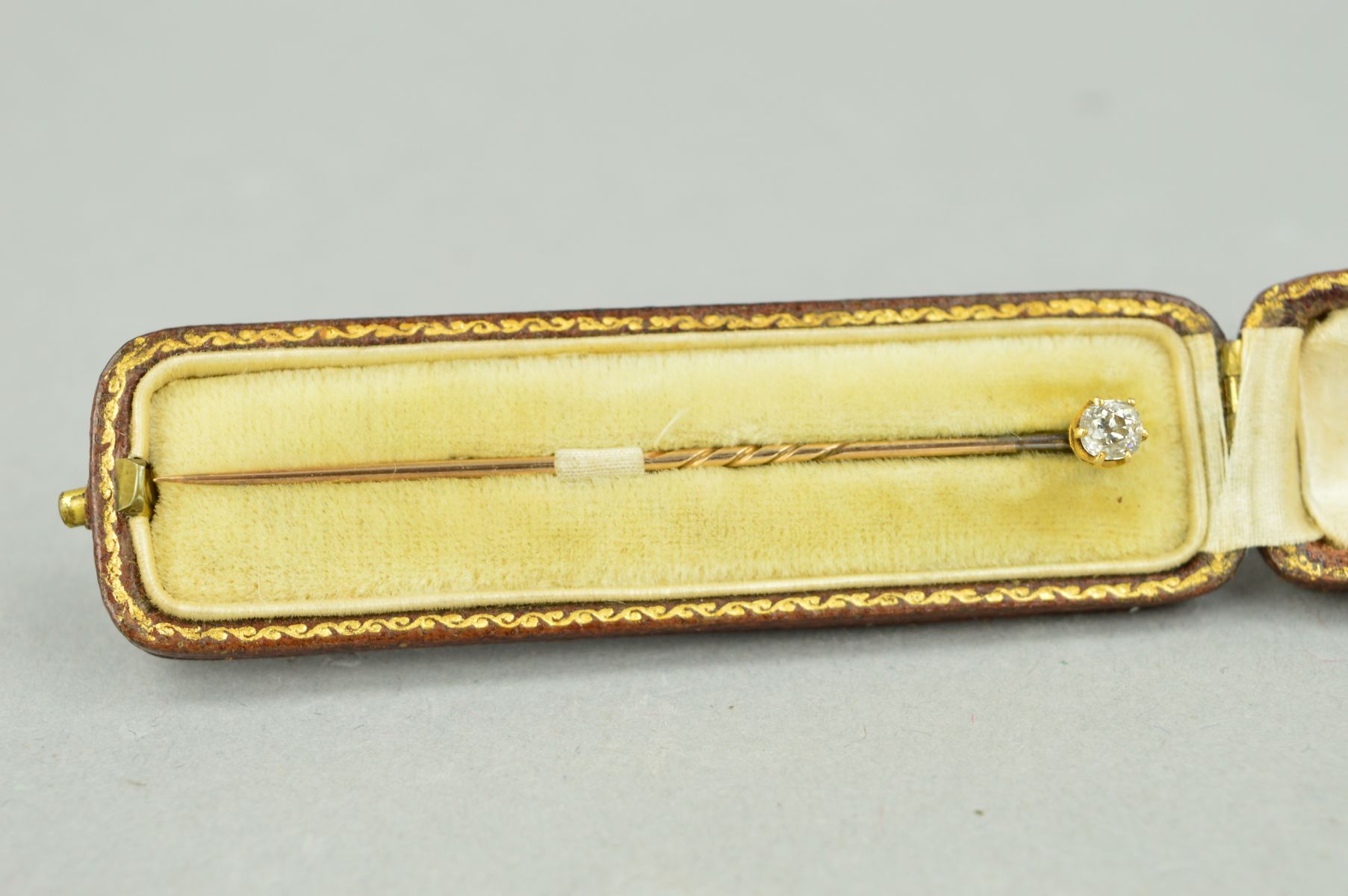 A DIAMOND STICKPIN WITH FITTED CASE, the old cut diamond within a six claw setting, estimated - Image 2 of 2