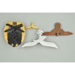 A NUMBER OF GERMAN WWII ITEMS, to include a close combat badge '75' (copy), small gold coloured