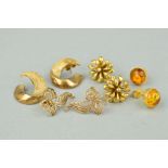 A COLLECTION OF EARRINGS to include a pair of amber studs, measuring approximately 14mm in diameter,