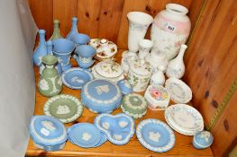 A COLLECTION OF WEDGWOOD CERAMICS, to include 'Angela', 'Meadow-Sweet', 'Wild Strawberry' and '