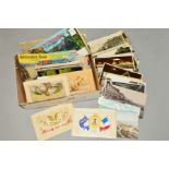 A QUANTITY OF POSTCARDS, majority early to mid 20th Century British European and American