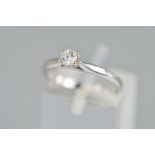 A MODERN 18CT GOLD DIAMOND SINGLE STONE RING, estimated modern round brilliant cut weight 0.17ct,