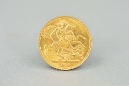 A FULL GOLD SOVEREIGN, 1913