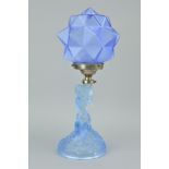 AN ART DECO WALTHER & SOHNE STYLE BLUE GLASS TABLE LAMP, nude lady supporting central column with