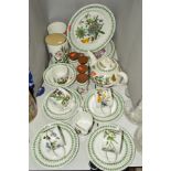 PORTMEIRION 'BOTANIC GARDEN' TABLEWARES, to include teapot (spout chipped), four cups, six