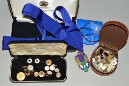 A SELECTION OF BUTTONS, DRESS STUDS etc, to include mother of pearl buttons, dress studs and