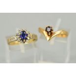 TWO LATE 20TH CENTURY GEM RINGS to include a 9ct gold garnet single stone wishbone ring, ring size