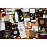 A BOX OF COSTUME JEWELLERY AND WATCHES to include a Raymond Weil quartz wristwatch with black