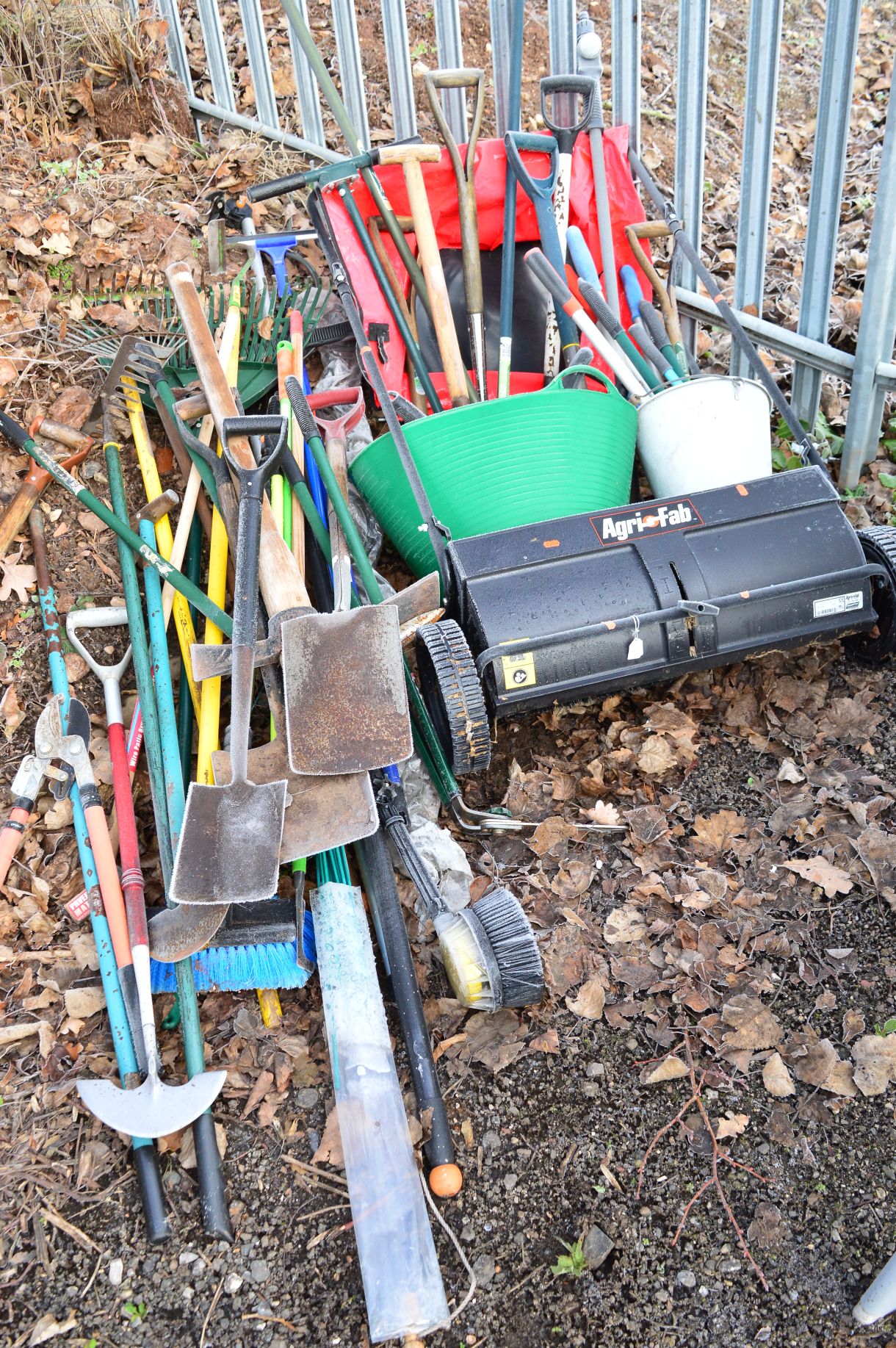 AN AGRIFAB PUSH ALONG SWEEPER, together with various garden tools (20+)