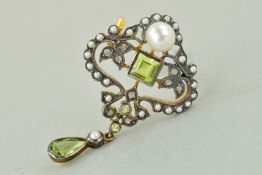 AN EDWARDIAN STYLE PERIDOT, DIAMOND AND SPLIT PEARL BROOCH of openwork design set with a central