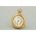 AN EARLY 20TH CENTURY 9CT GOLD SMALL POCKET WATCH, white gold inlaid enamel dial with black Roman