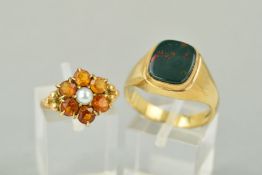 TWO 9CT GOLD GEM RINGS, the first a bloodstone signet ring, size U, the second a citrine and split
