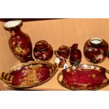 EIGHT CARLTONWARE AND CROWN DEVON 'ROUGE ROYALE ITEMS', to include vase, dishes, ginger jar etc