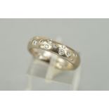 A MODERN 18CT WHITE GOLD DIAMOND SET BAND RING, diamonds 'scatter' rub over set estimated total