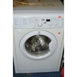 AN INDESIT 7KG WASHING MACHINE