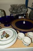 A SMALL GROUP OF CERAMICS AND GLASS, to include two blue glass footed bowls, a boxed Romance punch