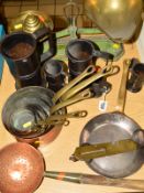 A SMALL GROUP OF METALWARE, to include graduating tankards, Avery Ltd scales and weights, pans etc