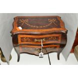 AN INLAID TABLE TOP TWO DRAWER SERPENTINE FRONTED CHEST OF DRAWERS, approximate size 23cm x 28cm x