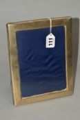 AN ELIZABETH II SILVER EASEL BACK PHOTOGRAPH FRAME OF RECTANGULAR FORM, inner measurements, 18cm x