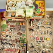 A QUANTITY OF ASSORTED PLAYWORN BRITAINS AND OTHER HOLLOWCAST AND PLASTIC FIGURES, ANIMALS AND