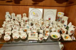 A QUANTITY OF MOSTLY W H GOSS CRESTED WARES to include boxed 'Goss Collectors Club' trinket dish,
