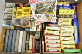 A QUANTITY OF BOXED MODERN DIECAST VEHICLES, Lledo Trackside, Lledo 'Days Gone', Hornby Vanguards,