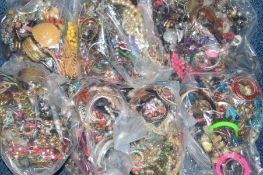 SEVEN BAGS OF MIXED JEWELLERY