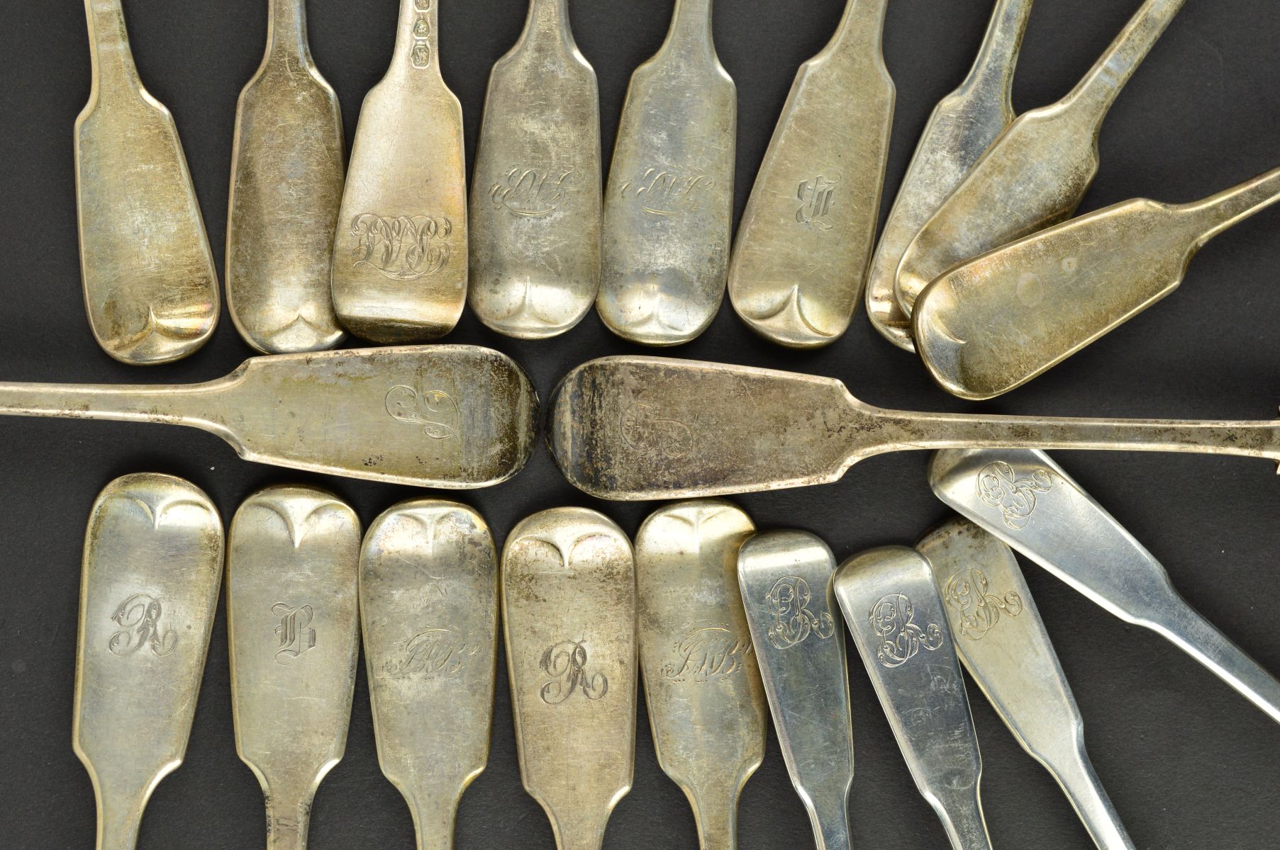 A PARCEL OF 19TH CENTURY SILVER FIDDLE PATTERN FLATWARE, comprising a pair of tablespoons, makers - Image 5 of 8