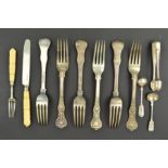 A SET OF SIX VICTORIAN QUEEN'S PATTERN SILVER TABLE FORKS, engraved initial 'D', maker Francis