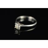 A MODERN PLATINUM SINGLE STONE RING, estimated diamond weight 0.50ct, colour assessed as K-L,