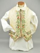 AN 18TH CENTURY IVORY SILK AND FLORAL EMBROIDERED GENTLEMAN'S WAISTCOAT, pockets with faux flaps,