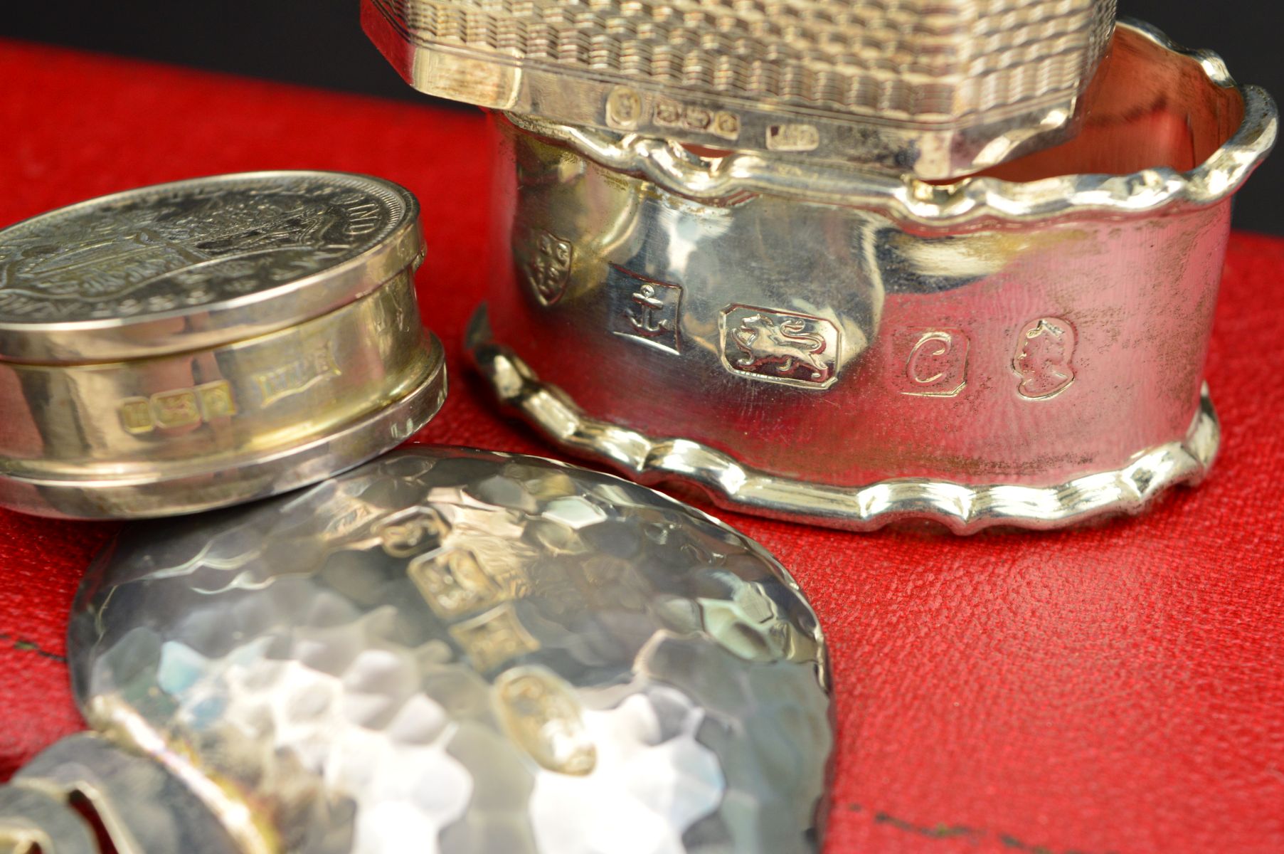 A CASED SET OF THREE GEORGE V, EDWARD VIII AND GEORGE VI SILVER, SILVER GILT AND ENAMEL - Image 11 of 12