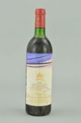 A BOTTLE OF CHATEAU MOUTON ROTHSCHILD, 1980, 1er cru, ullage consistent with year