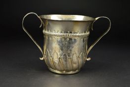 A GEORGE III SILVER PORRINGER, 'S' scroll strap handles, cartouche blind, engraved on reverse