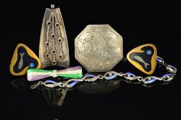 FIVE ITEMS OF SILVER AND WHITE METAL JEWELLERY, to include a bracelet, each link designed as an open