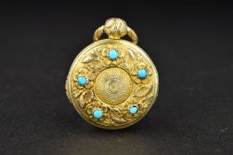 A GEORGE IV SILVER GILT VINAIGRETTE, of watch case form, front and back engine turned centre,