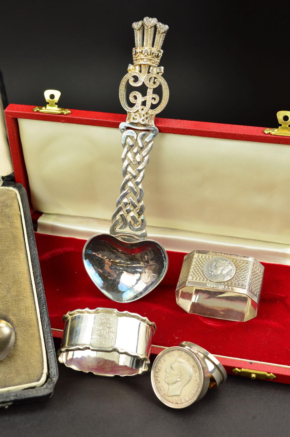 A CASED SET OF THREE GEORGE V, EDWARD VIII AND GEORGE VI SILVER, SILVER GILT AND ENAMEL - Image 7 of 12