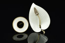 TWO NORWEGIAN ENAMEL BROOCHES BY EINER MODAHL, the first a stylised white enamel lily, the second