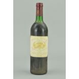 A BOTTLE OF CHATEAU MARGAUX 1981 PREMIER GRAND CRU CLASSE 1855, ullage consistent with year