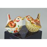 TWO ROYAL CROWN DERBY BIRD PAPERWEIGHTS, 'William Shakespeare Wren' and 'Jenny Wren' (boxed and chip