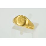 AN EARLY 18CT GOLD SIGNET RING, square head and engraved initials, ring size J, hallmarked 18ct