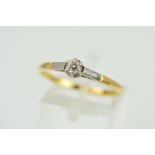 A MID 20TH CENTURY DIAMOND SINGLE STONE RING, estimated diamond weight 0.10ct, ring size R,