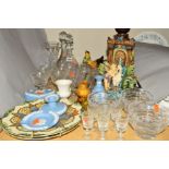 A GROUP OF CERAMICS AND GLASSWARE, to include a French majolica figural pedestal 'Amor's Geheimniss'