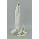 A LLADRO 'MADONNA' VIRGIN MARY FIGURINE, praying, No4586, by Albert Ruiz, height 35.5cm, together