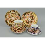 A SMALL GROUP OF ROYAL CROWN DERBY IMARI TEAWARES, to include '2451' coffee can (hairline) and