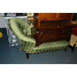 A VICTORIAN UPHOLSTERED CHAISE LONGUE