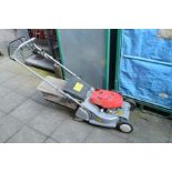 A HONDA HRB423 SELF PROPELLED REAR ROLLER LAWN MOWER with grass box (sd)