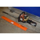 A STIHL HS74 PETROL HEDGE TRIMMER (pulls but doesn’t fire) (missing parts)