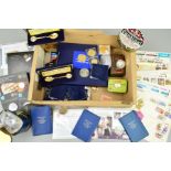 A BOX CONTAINING UK COINAGE, to include five pound coin covers William & Kate, Queens Jubilee,